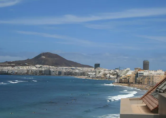 Las Canteras Beach